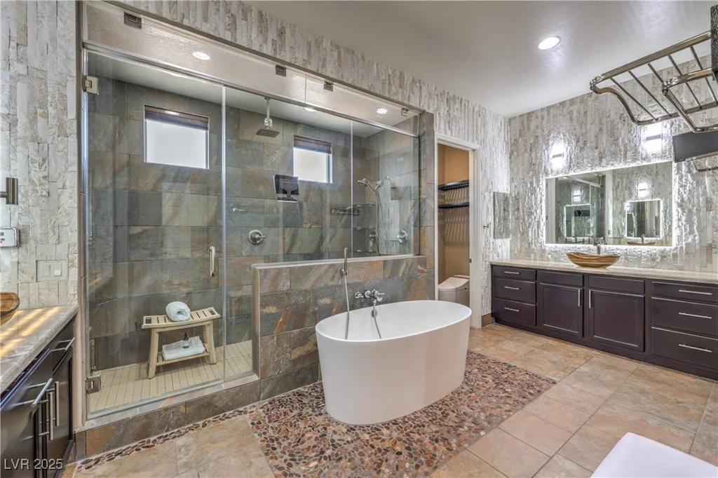 10319 Larkmead, Las Vegas, NV 89149