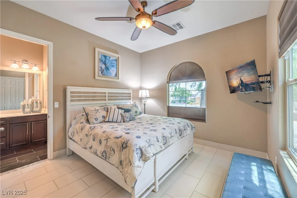 10319 Larkmead, Las Vegas, NV 89149