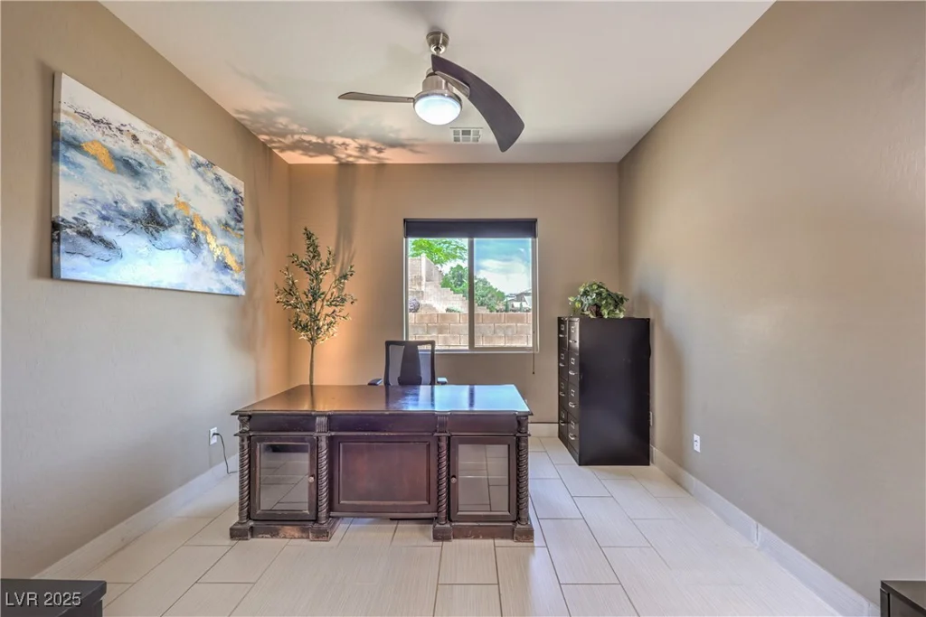 10319 Larkmead, Las Vegas, NV 89149