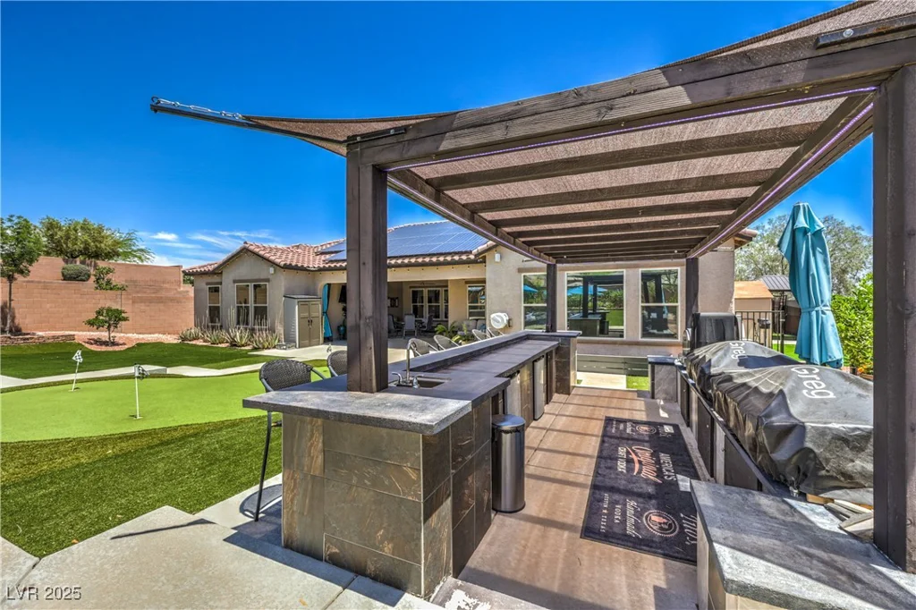 10319 Larkmead, Las Vegas, NV 89149