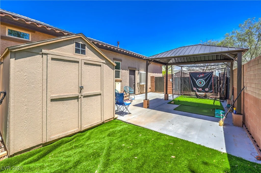 10319 Larkmead, Las Vegas, NV 89149