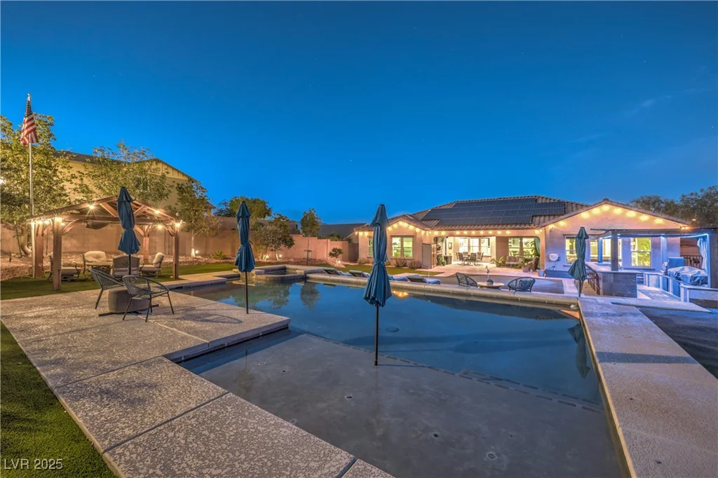 10319 Larkmead, Las Vegas, NV 89149
