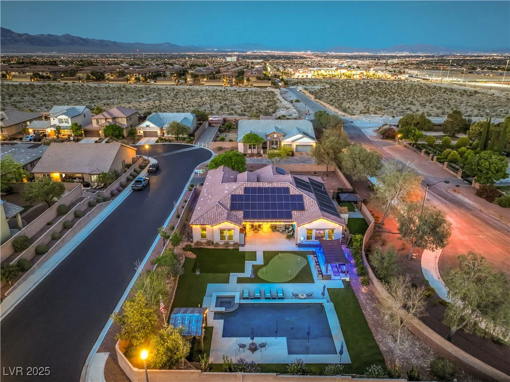 10319 Larkmead, Las Vegas, NV 89149