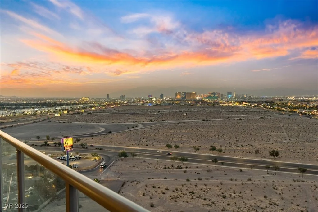 8255 Las Vegas, Las Vegas, NV 89123