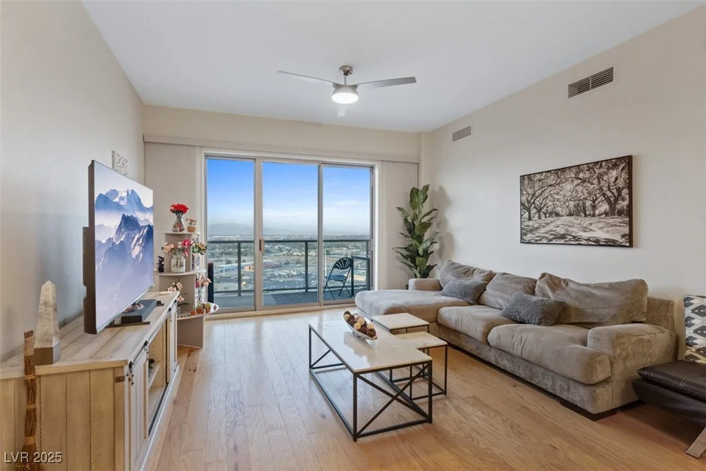 8255 Las Vegas, Las Vegas, NV 89123