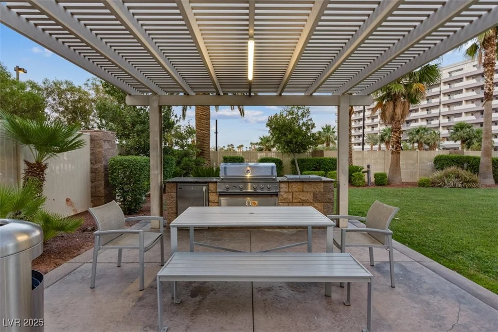 8255 Las Vegas, Las Vegas, NV 89123