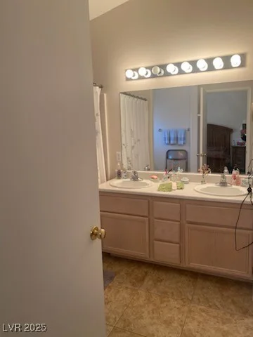 9225 Lady Palm, Las Vegas, NV 89147