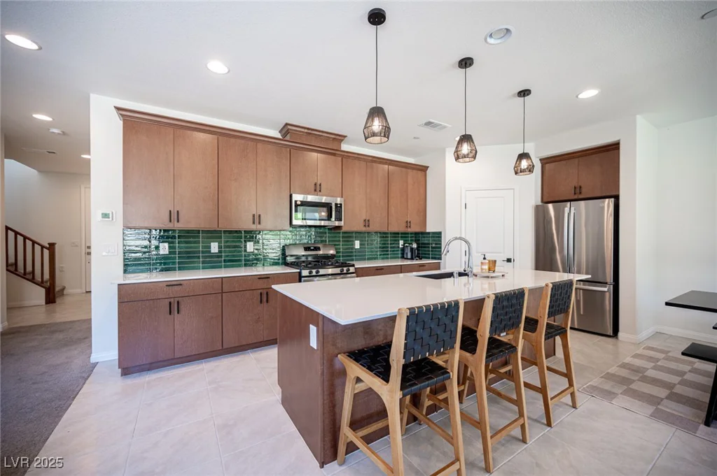 9451 Lunar Ray, Las Vegas, NV 89143
