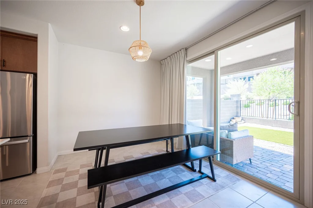 9451 Lunar Ray, Las Vegas, NV 89143