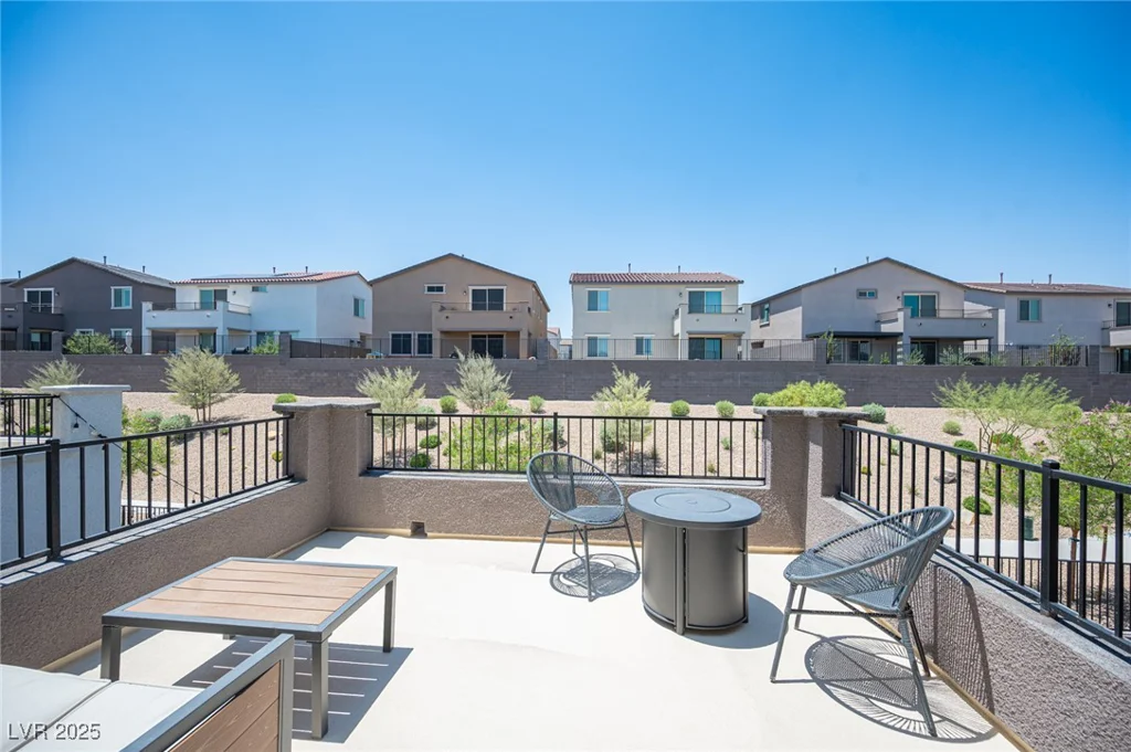 9451 Lunar Ray, Las Vegas, NV 89143