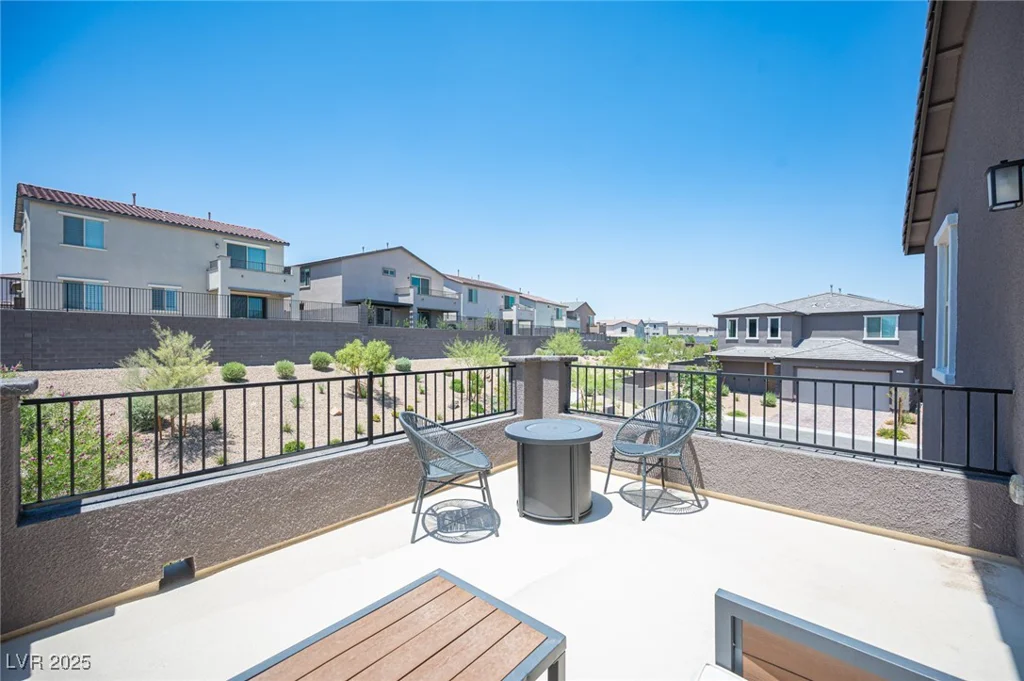 9451 Lunar Ray, Las Vegas, NV 89143