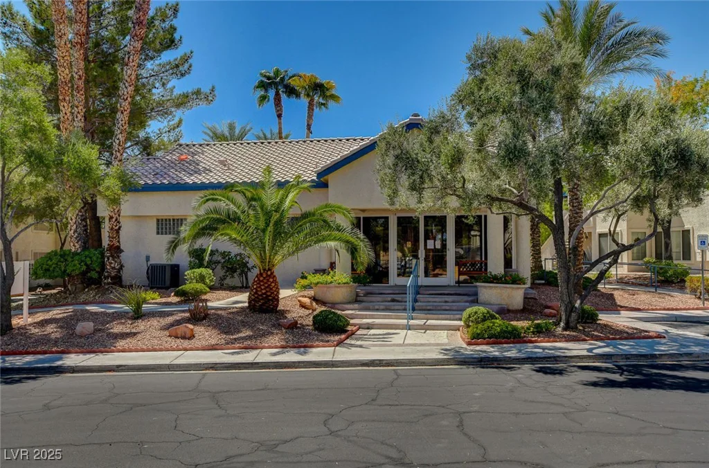 3060 Tarpon, Las Vegas, NV 89120