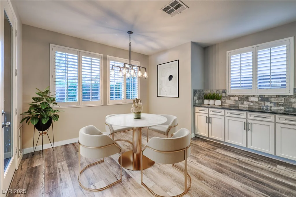10243 Aragon Crown, Las Vegas, NV 89135