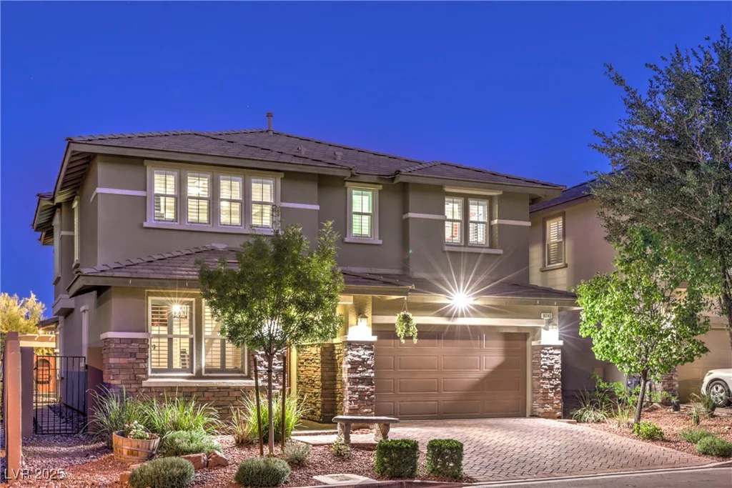 10243 Aragon Crown, Las Vegas, NV 89135