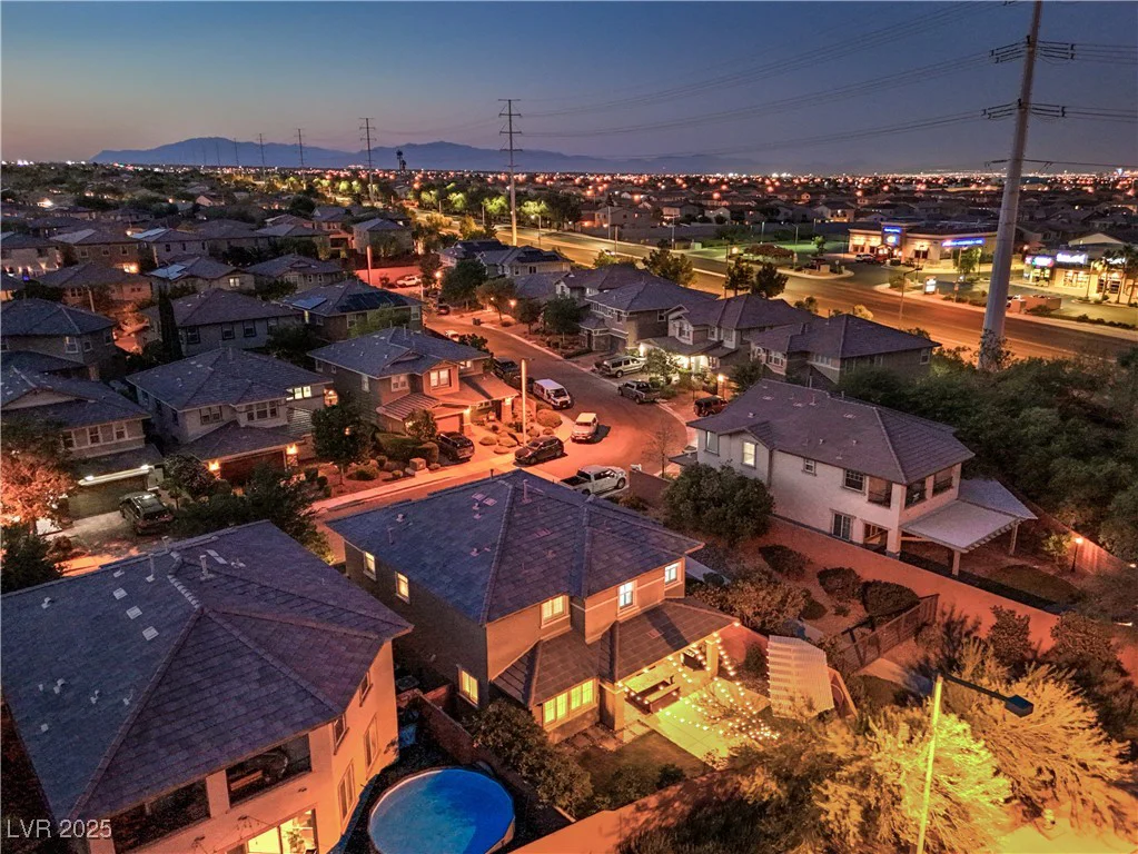 10243 Aragon Crown, Las Vegas, NV 89135
