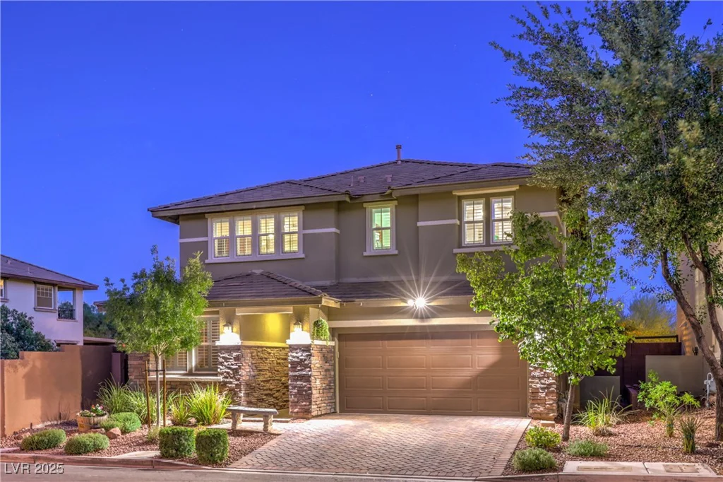 10243 Aragon Crown, Las Vegas, NV 89135
