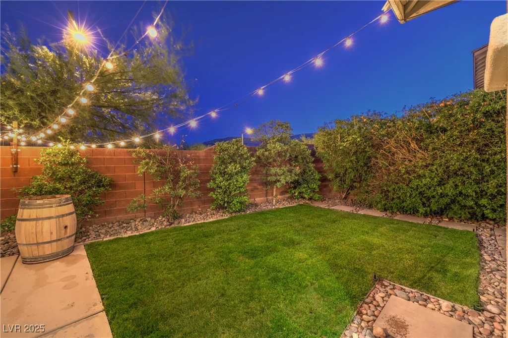 10243 Aragon Crown, Las Vegas, NV 89135