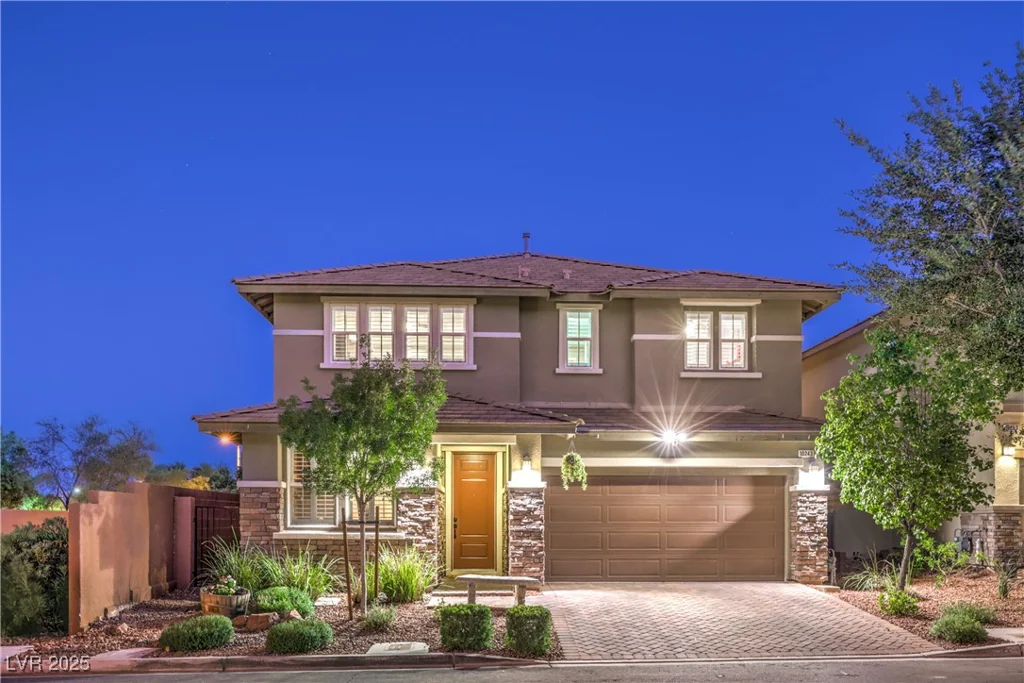 10243 Aragon Crown, Las Vegas, NV 89135