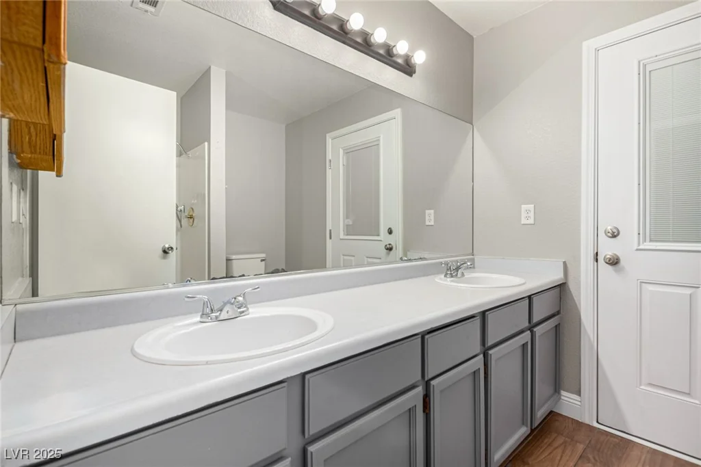 5734 Duval, Las Vegas, NV 89156