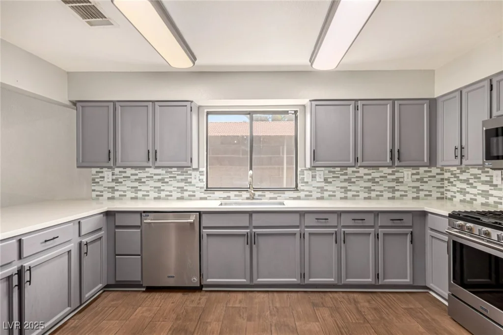 5734 Duval, Las Vegas, NV 89156