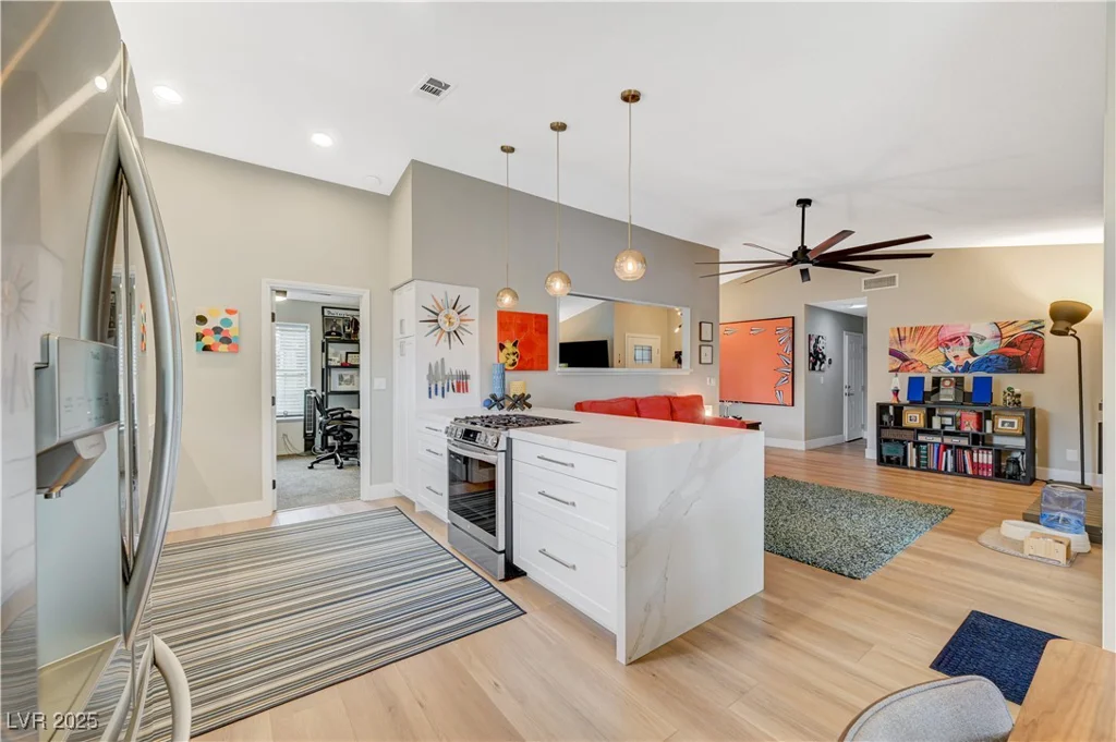 770 Autumn Moon, Las Vegas, NV 89123