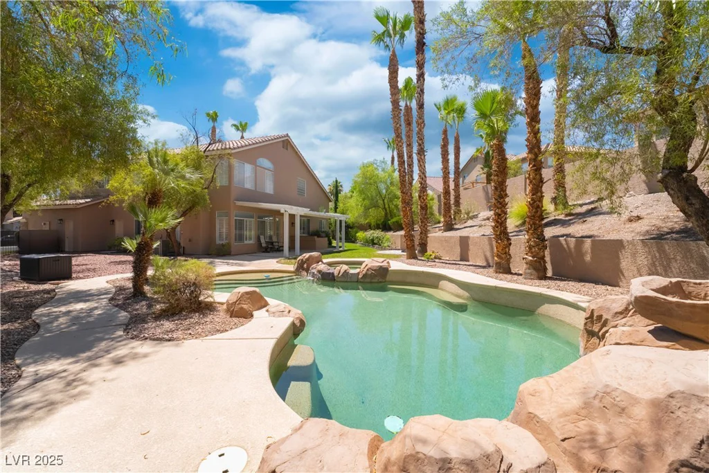 8424 Willowleaf, Las Vegas, NV 89128