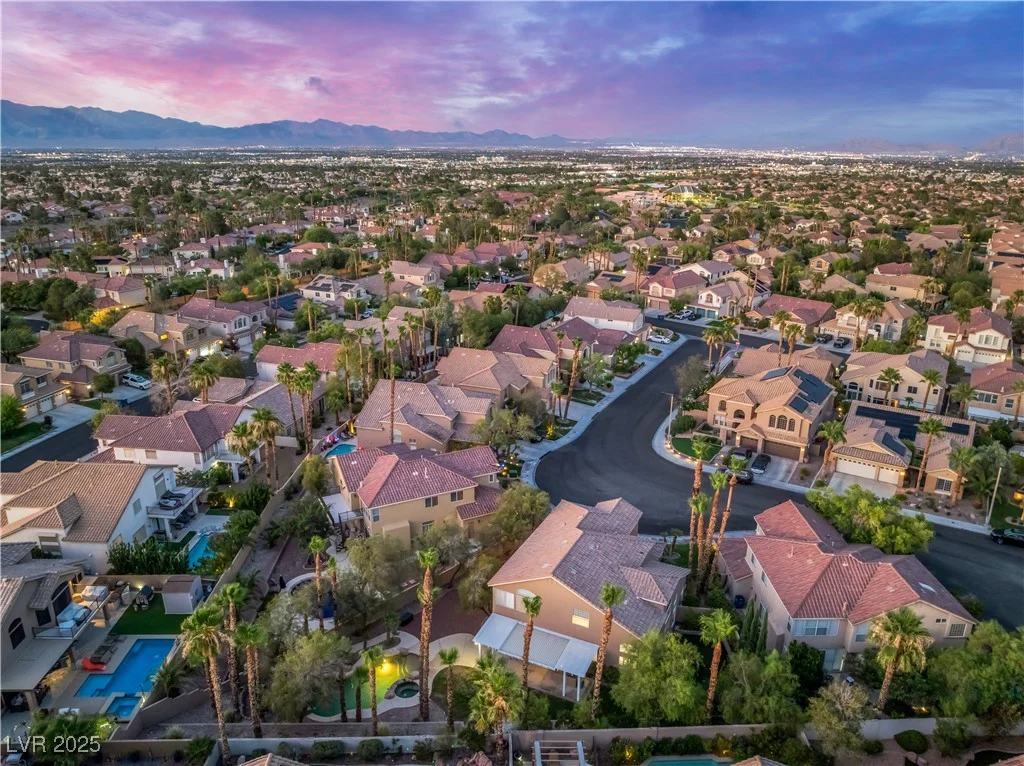 8424 Willowleaf, Las Vegas, NV 89128