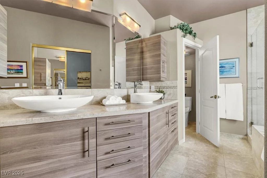 2102 Rhonda, Henderson, NV 89074