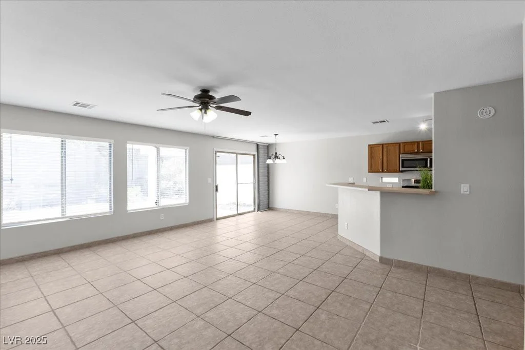 9625 Gatesville, Las Vegas, NV 89148