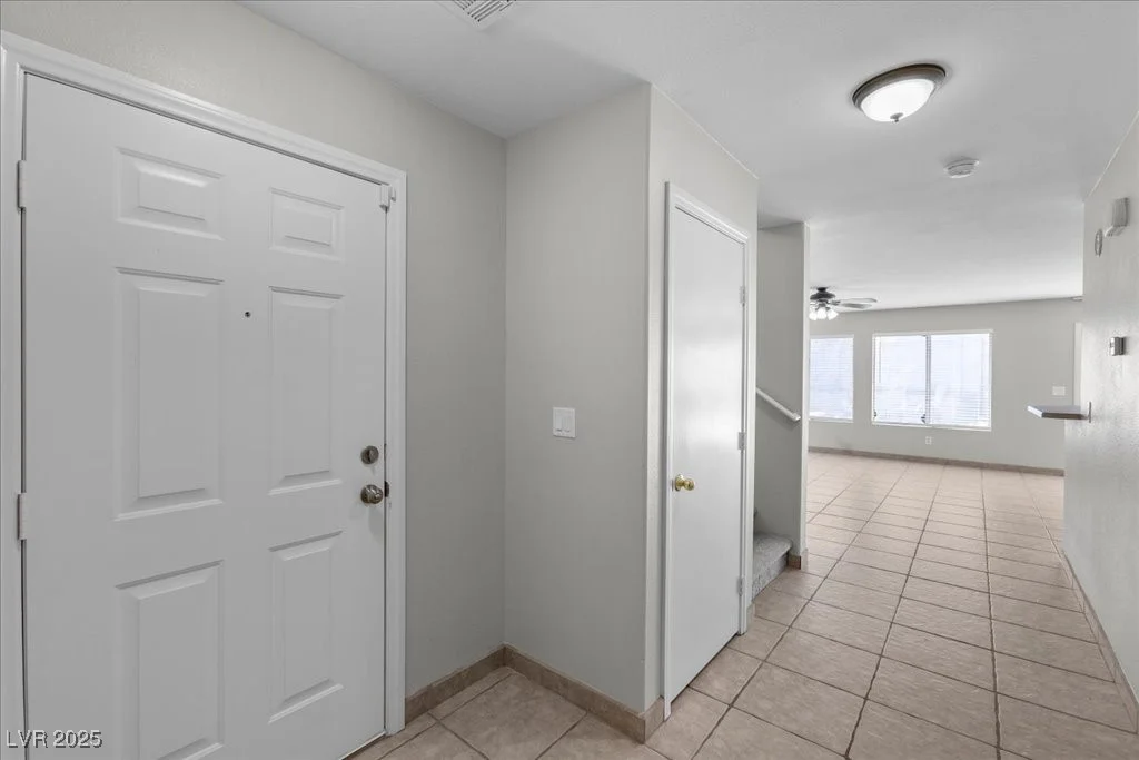 9625 Gatesville, Las Vegas, NV 89148