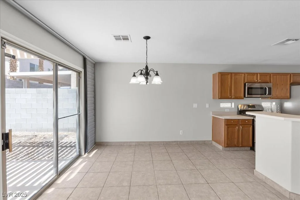 9625 Gatesville, Las Vegas, NV 89148