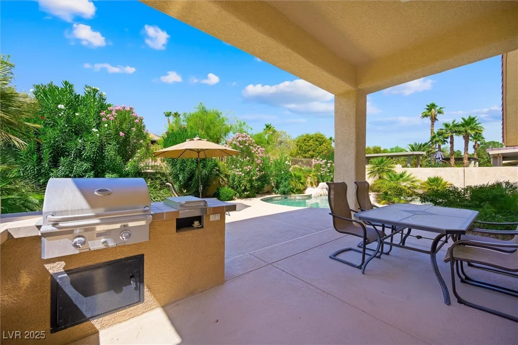 2113 Scarlet Rose, Las Vegas, NV 89134