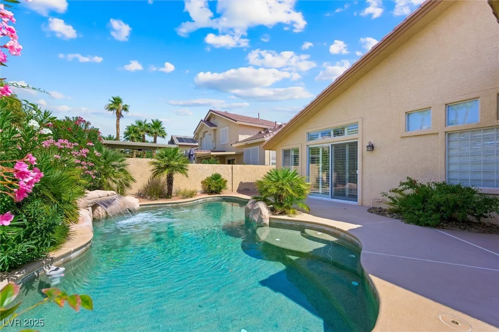 2113 Scarlet Rose, Las Vegas, NV 89134