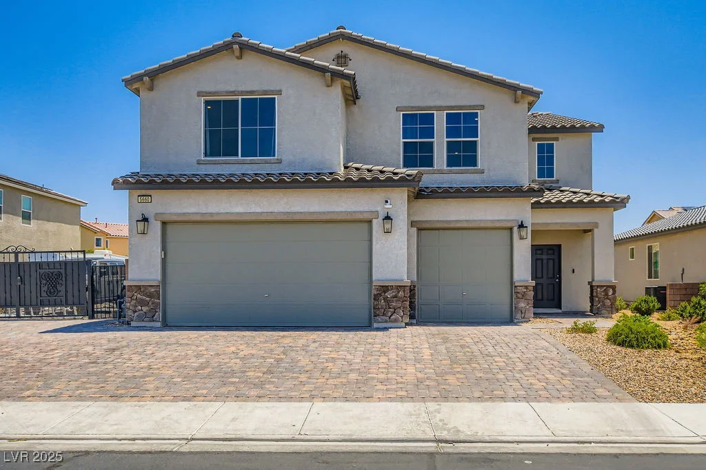 5660 Oasis Ridge, North Las Vegas, NV 89031