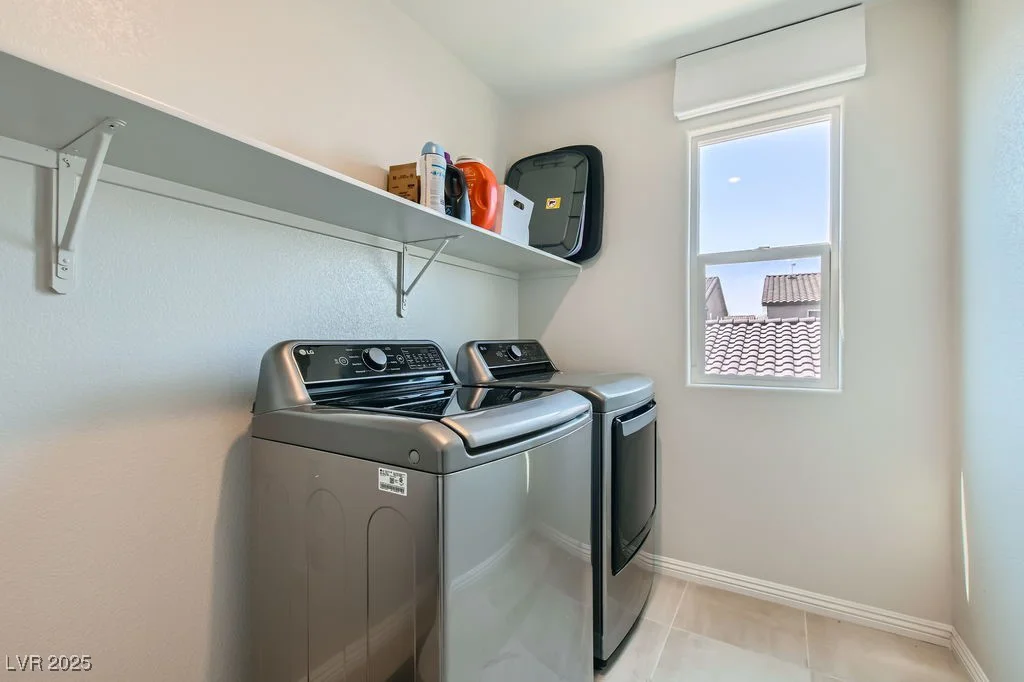 5660 Oasis Ridge, North Las Vegas, NV 89031