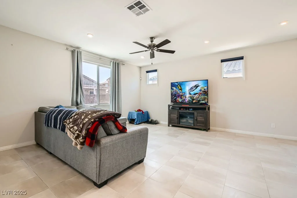 5660 Oasis Ridge, North Las Vegas, NV 89031