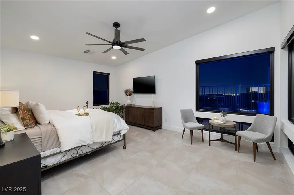 794 Willits, Las Vegas, NV 89138