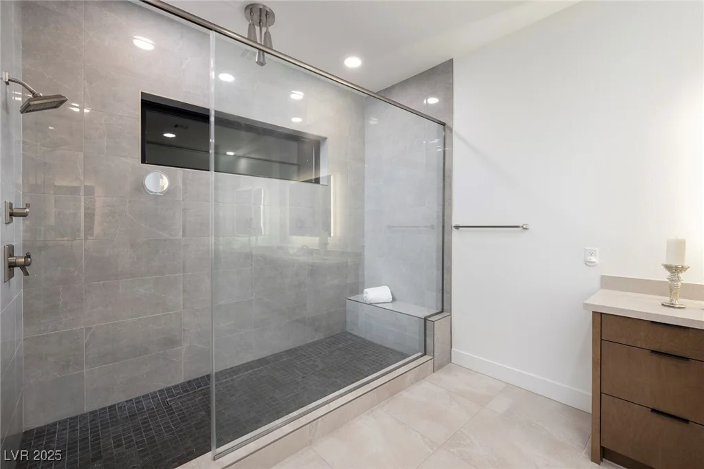 794 Willits, Las Vegas, NV 89138