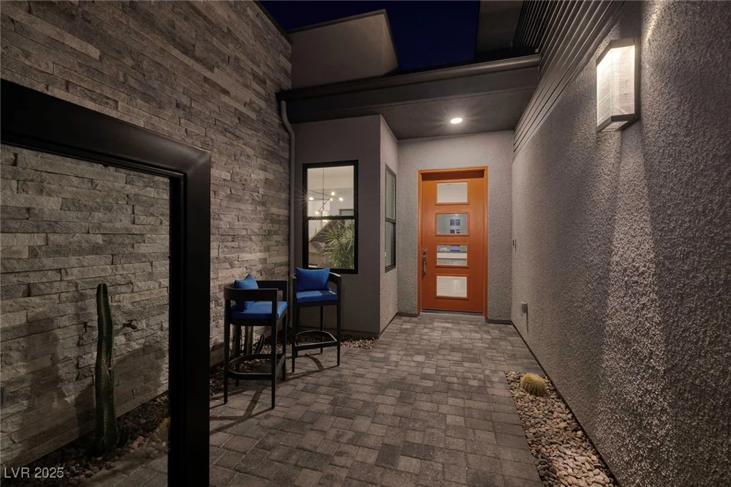 794 Willits, Las Vegas, NV 89138