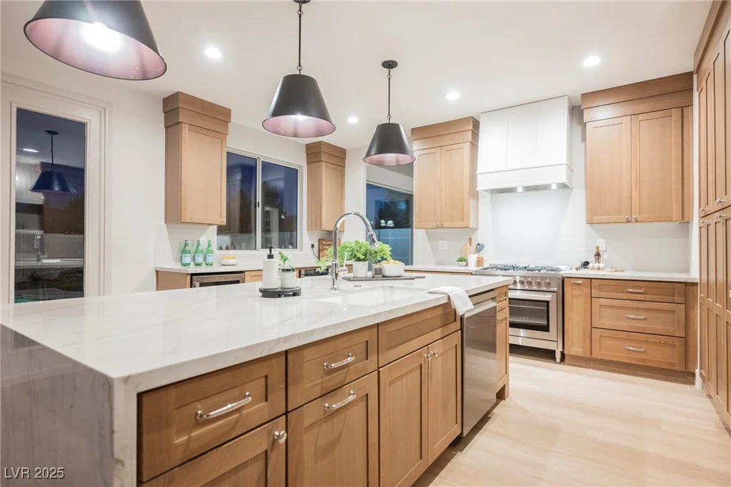 1811 Country Meadows, Henderson, NV 89012