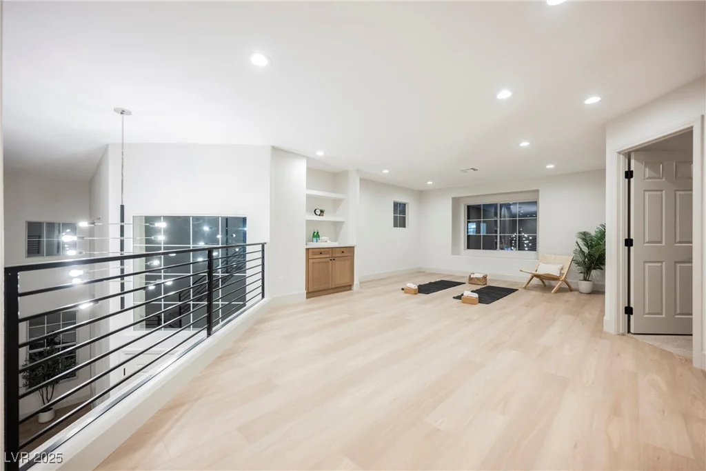 1811 Country Meadows, Henderson, NV 89012