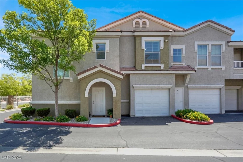 9975 Peace, Las Vegas, NV 89147
