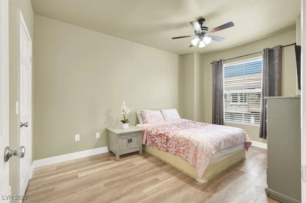 9975 Peace, Las Vegas, NV 89147