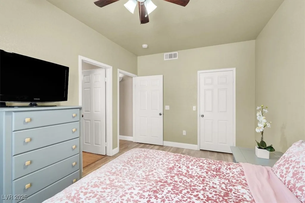 9975 Peace, Las Vegas, NV 89147