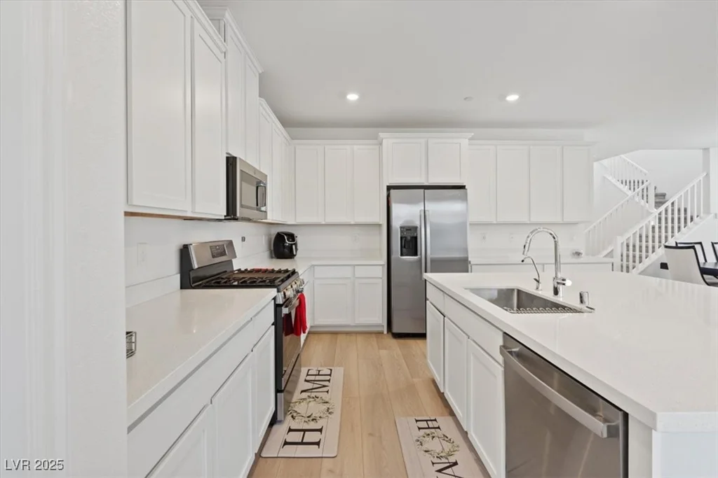 9221 Alden Pointe, Las Vegas, NV 89143