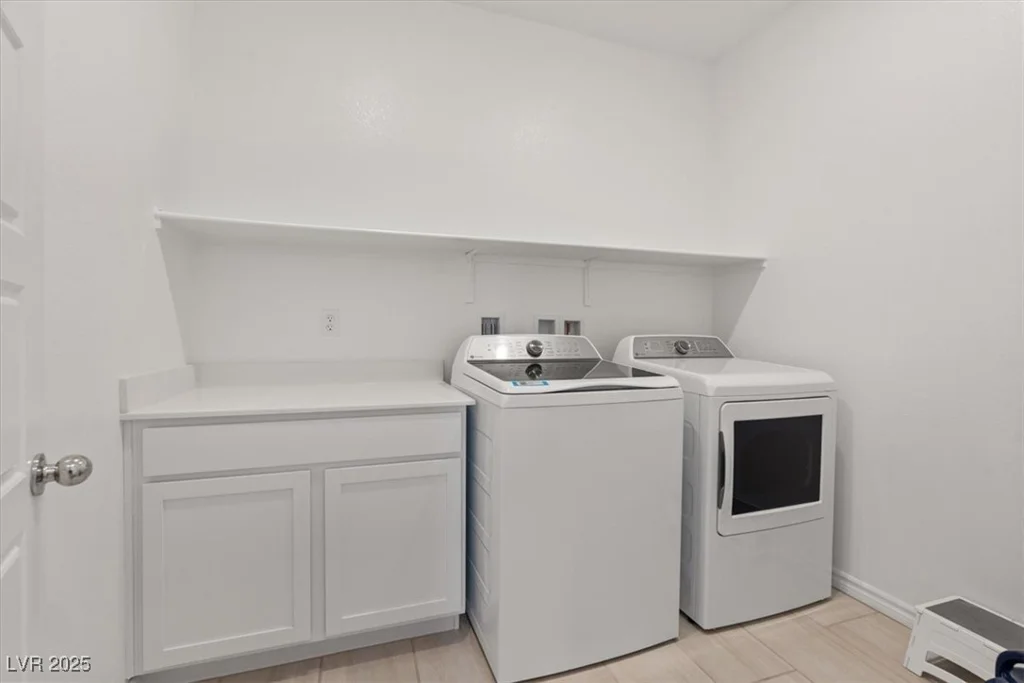 9221 Alden Pointe, Las Vegas, NV 89143