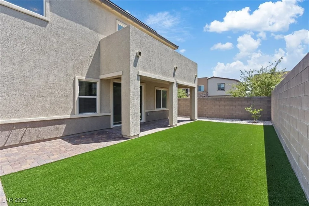 9221 Alden Pointe, Las Vegas, NV 89143
