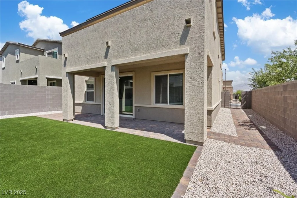 9221 Alden Pointe, Las Vegas, NV 89143