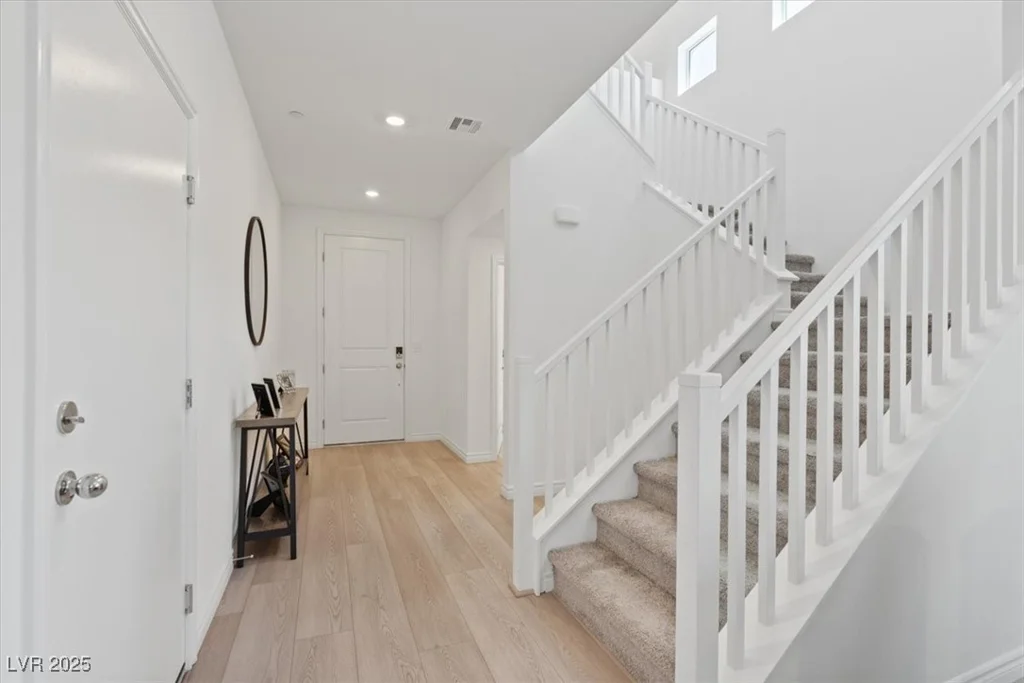 9221 Alden Pointe, Las Vegas, NV 89143
