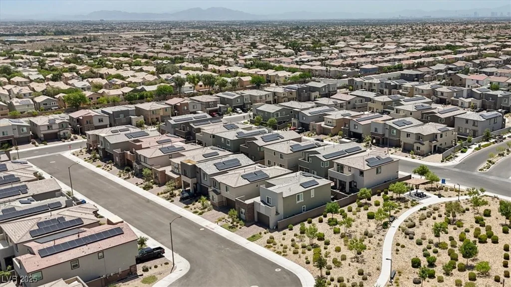 9221 Alden Pointe, Las Vegas, NV 89143